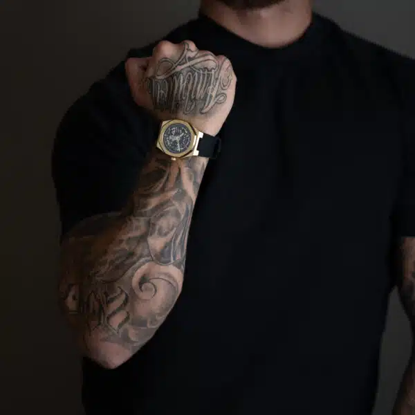 model-gold Saturn - Gold